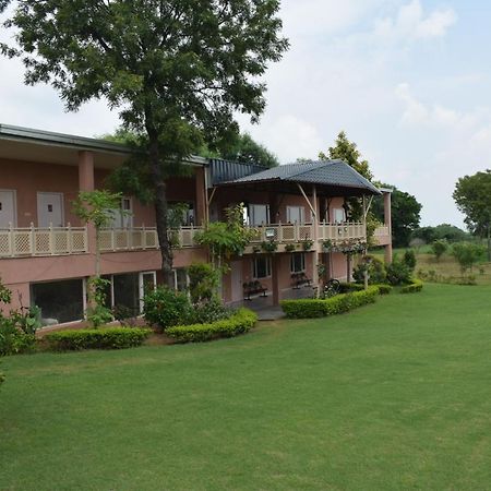 Willa Aravali Hill View Estate Gurgaon Zewnętrze zdjęcie