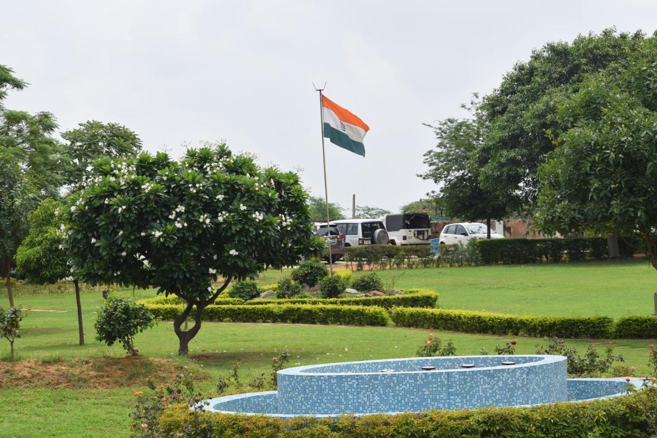Willa Aravali Hill View Estate Gurgaon Zewnętrze zdjęcie