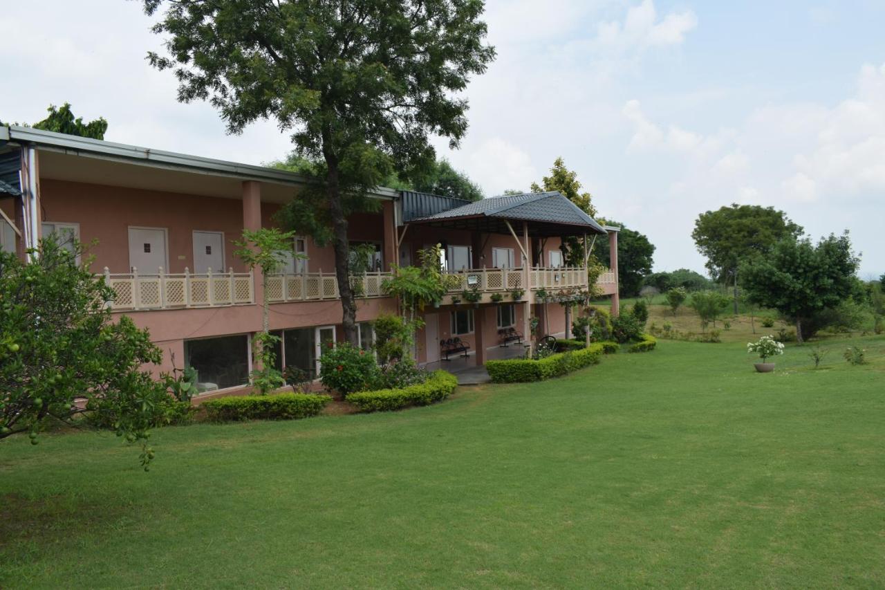 Willa Aravali Hill View Estate Gurgaon Zewnętrze zdjęcie
