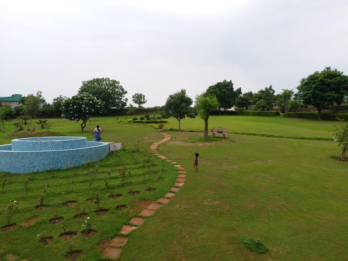 Willa Aravali Hill View Estate Gurgaon Zewnętrze zdjęcie